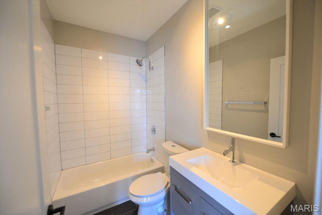 St. Louis Commons Add - Residential Income