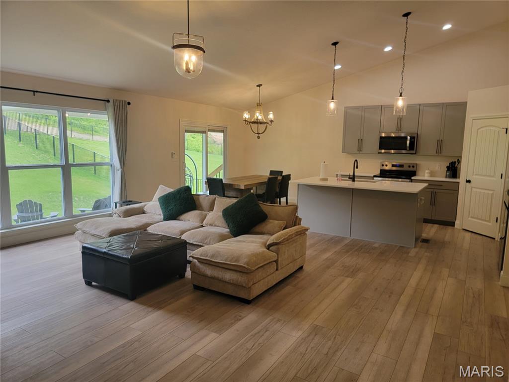 Kensington Rdg - Residential