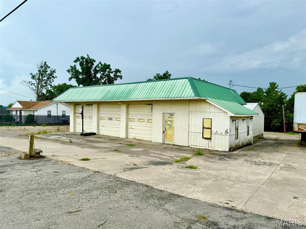 Martha M Gordon Estate - Commercial Sale