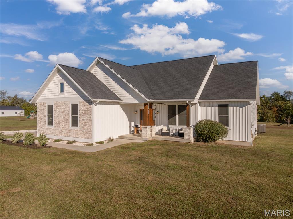 30928 Bonnie Bell Drive