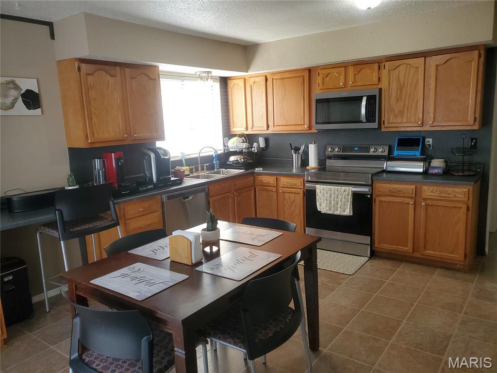 Fox Lake 3 - Residential