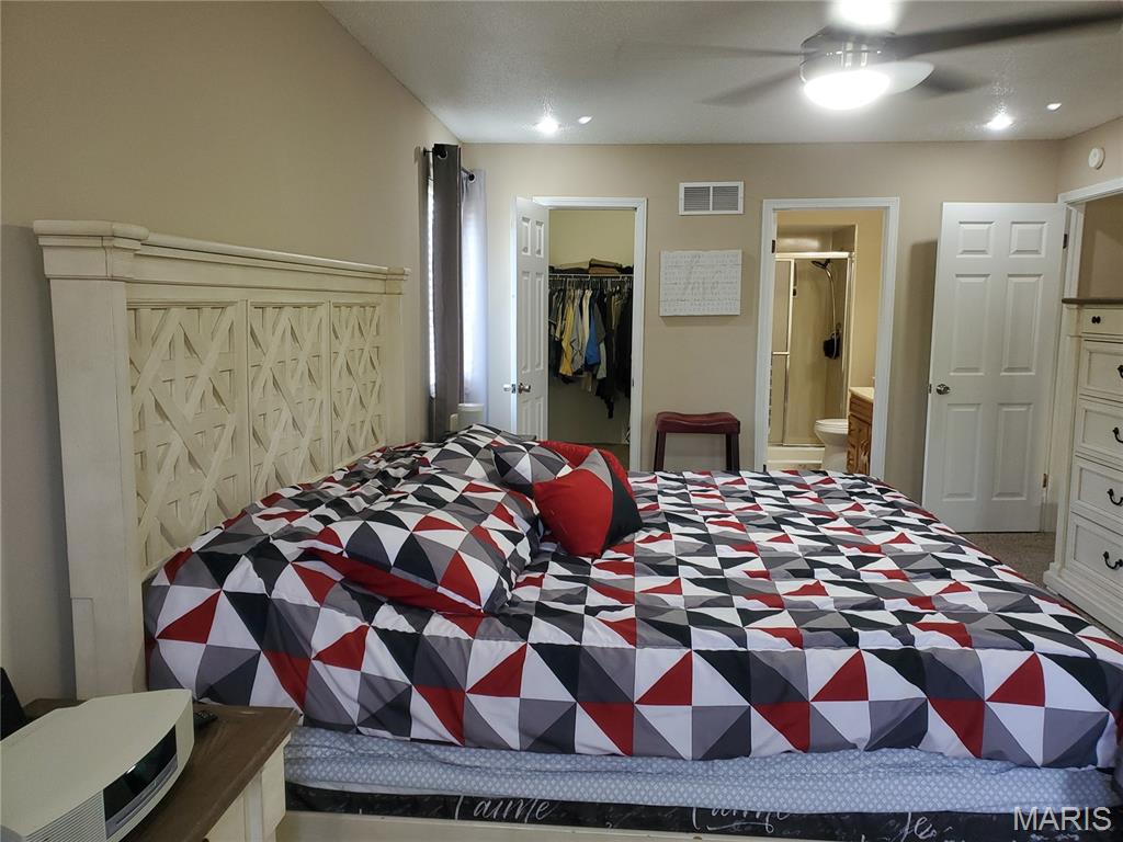 Fox Lake 3 - Residential