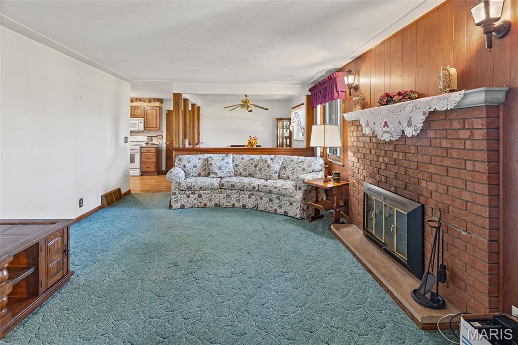 Granite City, Illinois 62040, United States, 3 Bedrooms Bedrooms, ,1 BathroomBathrooms,Residential,Coming Soon,224765