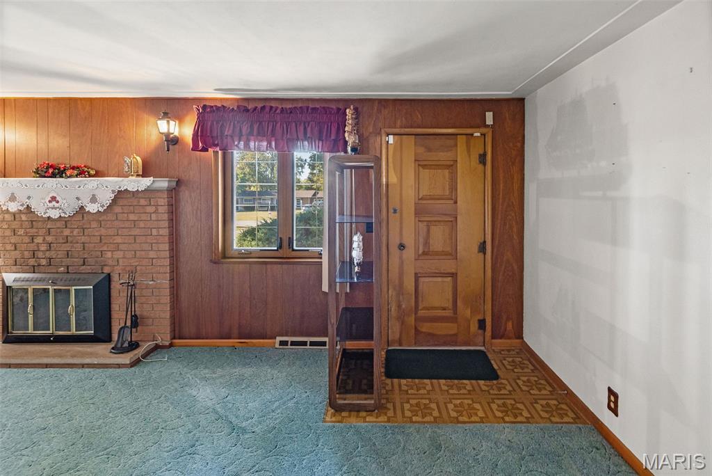 Granite City, Illinois 62040, United States, 3 Bedrooms Bedrooms, ,1 BathroomBathrooms,Residential,Coming Soon,224765