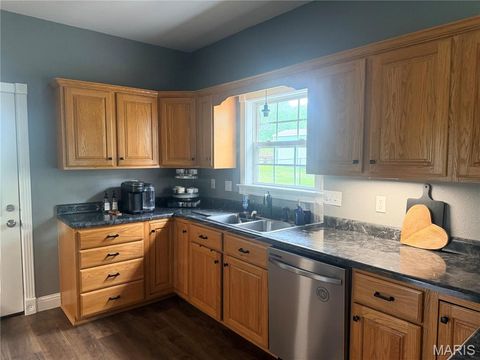 Tiny photo for 199 Terrell, Poplar Bluff, MO 63901 (MLS # 26031474)