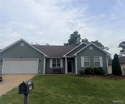 Photo of 199 Terrell, Poplar Bluff, MO 63901 (MLS # 26031474)