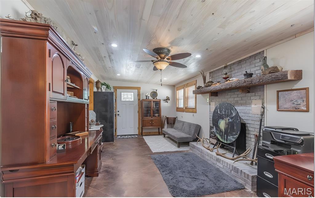 Deer Run Acres - Residential