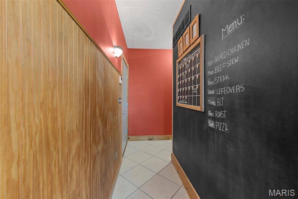 Marthasville, Missouri 63357, United States, 4 Bedrooms Bedrooms, ,3 BathroomsBathrooms,Residential,Active,18056