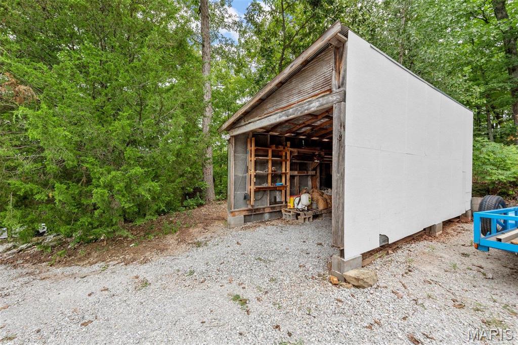 Marthasville, Missouri 63357, United States, 4 Bedrooms Bedrooms, ,3 BathroomsBathrooms,Residential,Active,18056