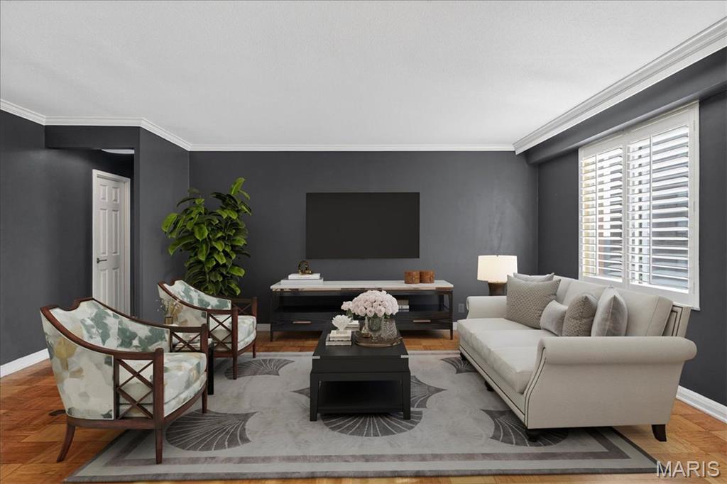 900 S Hanley Road 7E