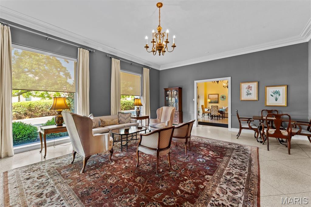 Hanley Towers Apts Condo - Residential