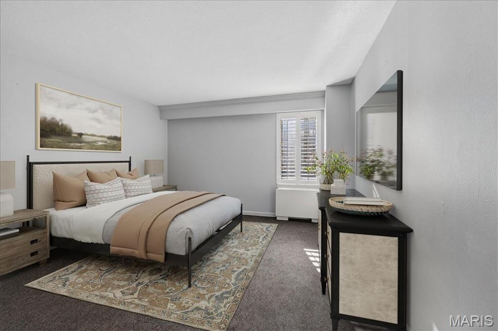 Hanley Towers Apts Condo - Residential