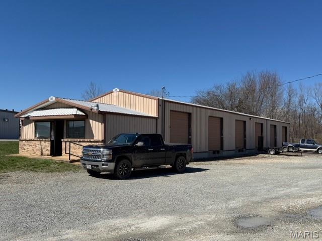 Farmington Indust Park - Commercial Lease