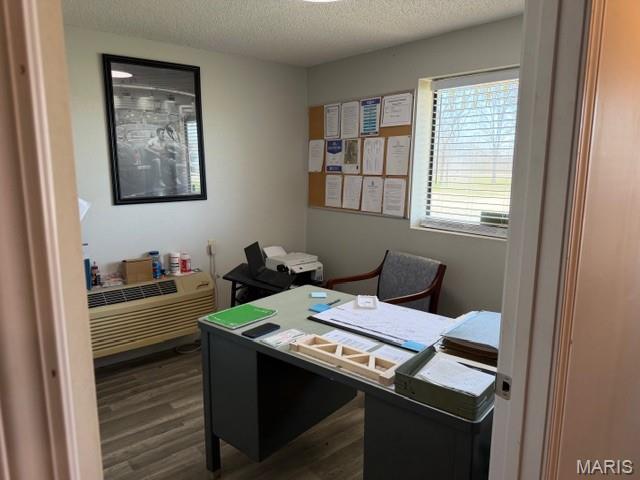 Farmington Indust Park - Commercial Lease