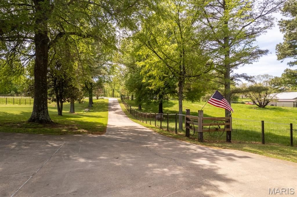 Photo of 16785 County Road 624, Dexter, MO 63841 (MLS # 26029524)