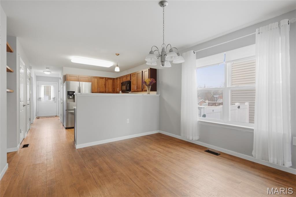 Smith Place At Linn - Residential