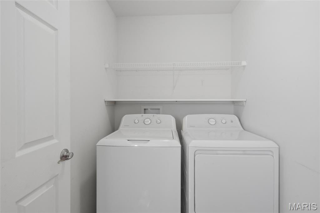 Smith Place At Linn - Residential