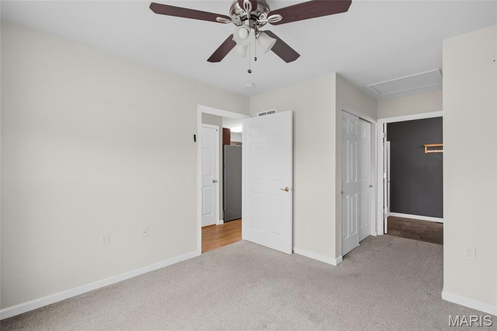 Smith Place At Linn - Residential