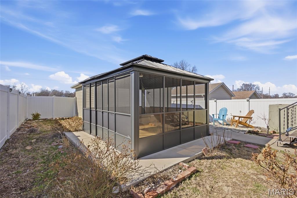 Smith Place At Linn - Residential