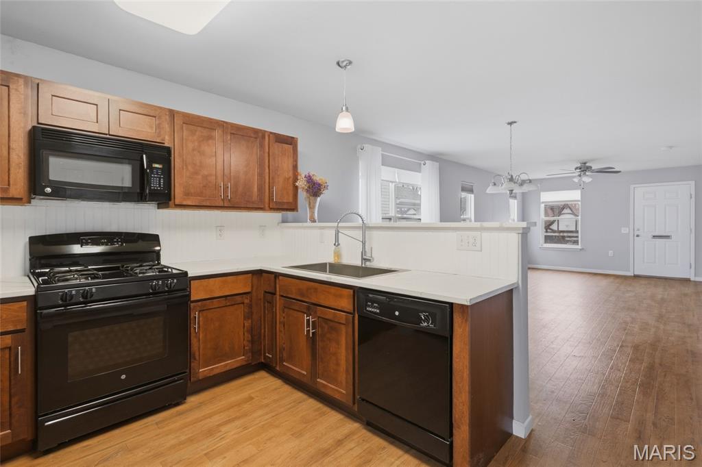 Smith Place At Linn - Residential