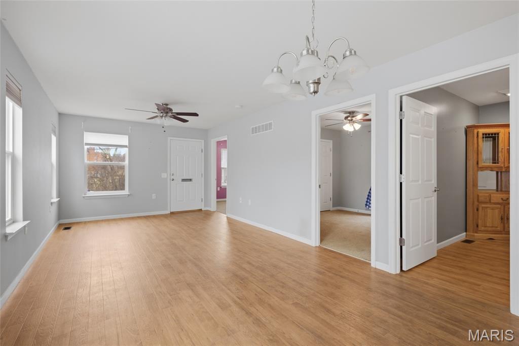 Smith Place At Linn - Residential