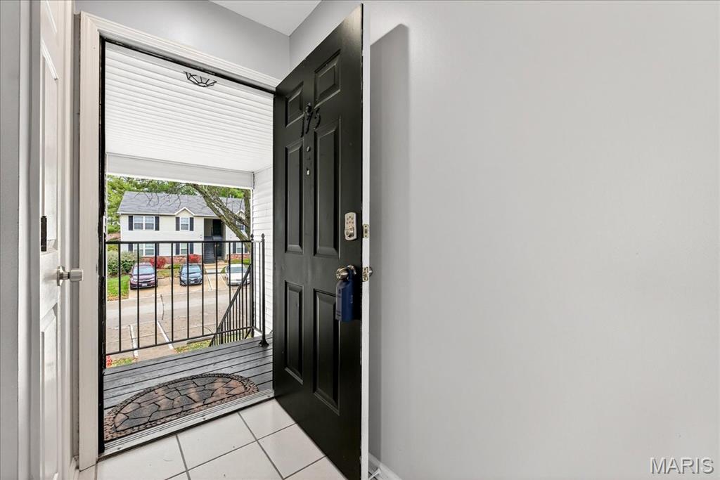 St Charles, Missouri 63304, United States, 1 Bedroom Bedrooms, ,1 BathroomBathrooms,Residential,Pending,249617