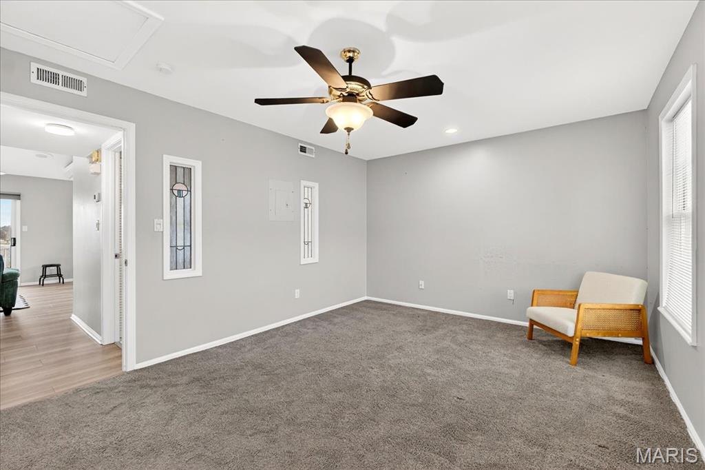 St Charles, Missouri 63304, United States, 1 Bedroom Bedrooms, ,1 BathroomBathrooms,Residential,Pending,249617