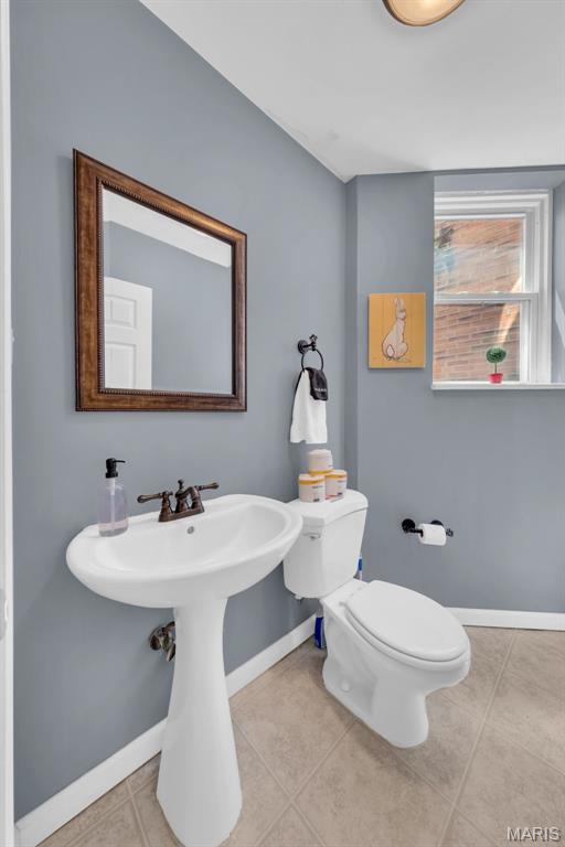 St Louis, Missouri 63118, United States, 4 Bedrooms Bedrooms, ,3 BathroomsBathrooms,Residential,Active,118973