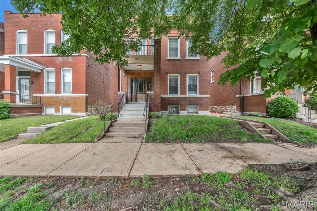 St Louis, Missouri 63118, United States, 4 Bedrooms Bedrooms, ,3 BathroomsBathrooms,Residential,Active,118973