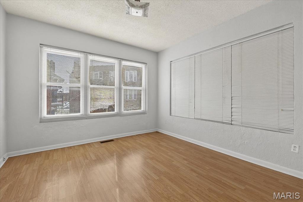 Grand Meramec Park Add - Commercial Sale