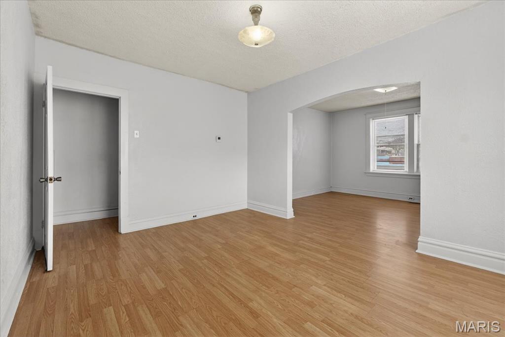 Grand Meramec Park Add - Commercial Sale