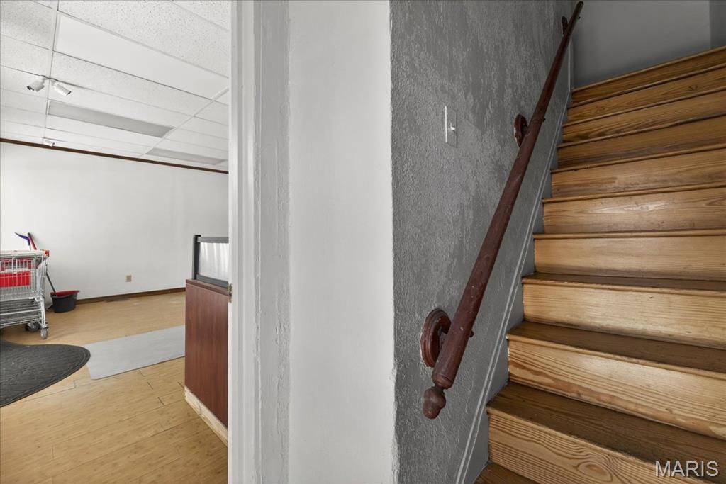 Grand Meramec Park Add - Commercial Sale