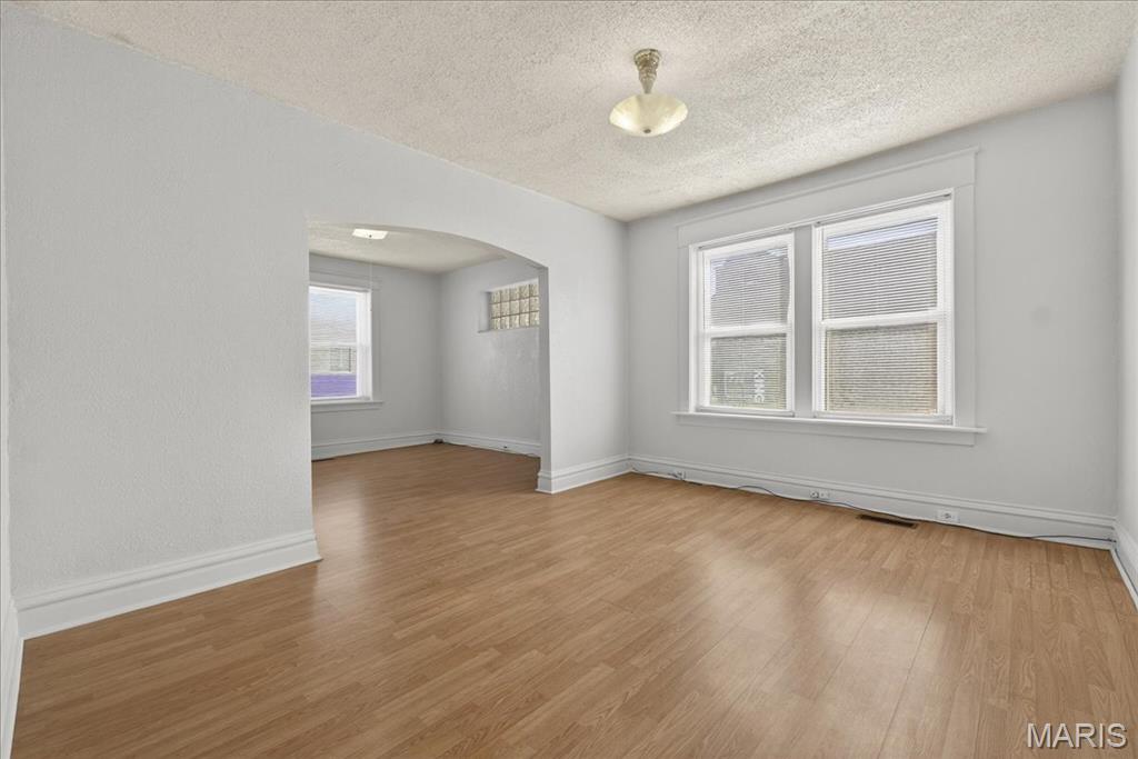 Grand Meramec Park Add - Commercial Sale