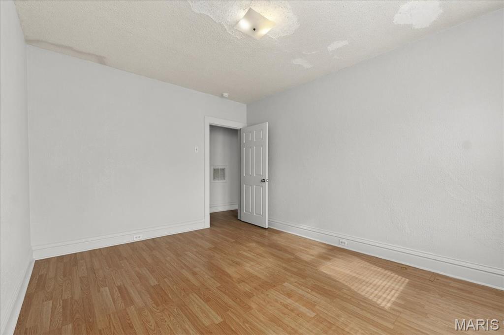 Grand Meramec Park Add - Commercial Sale