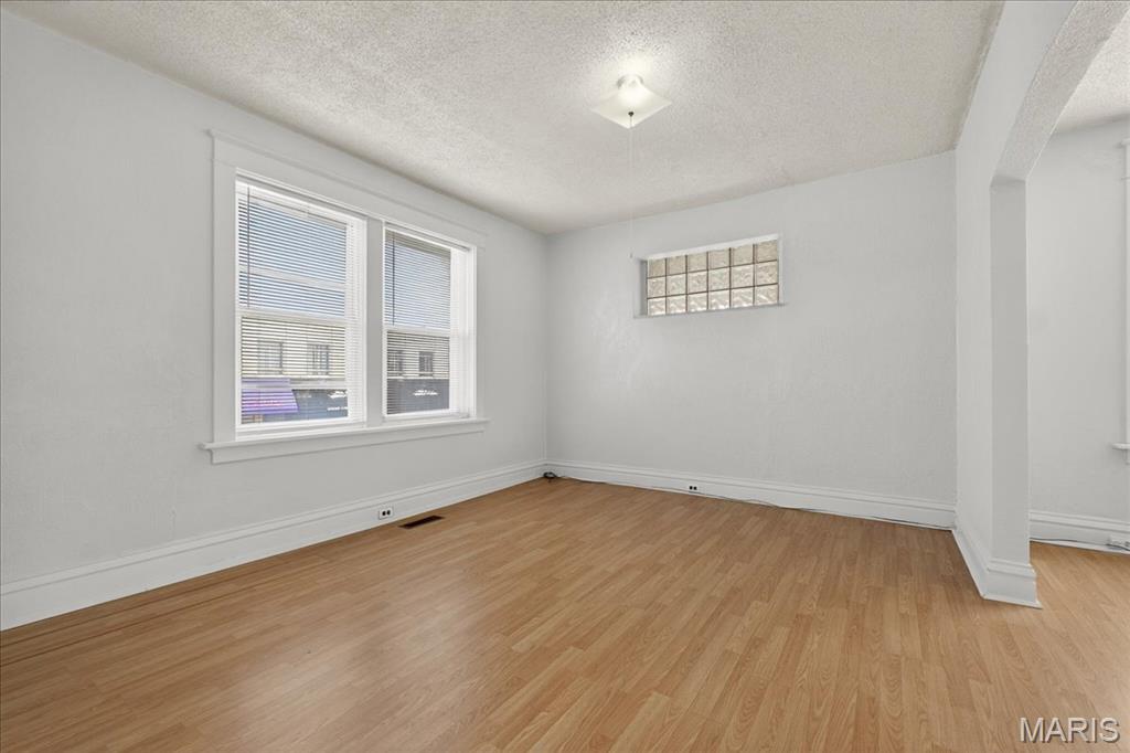 Grand Meramec Park Add - Commercial Sale