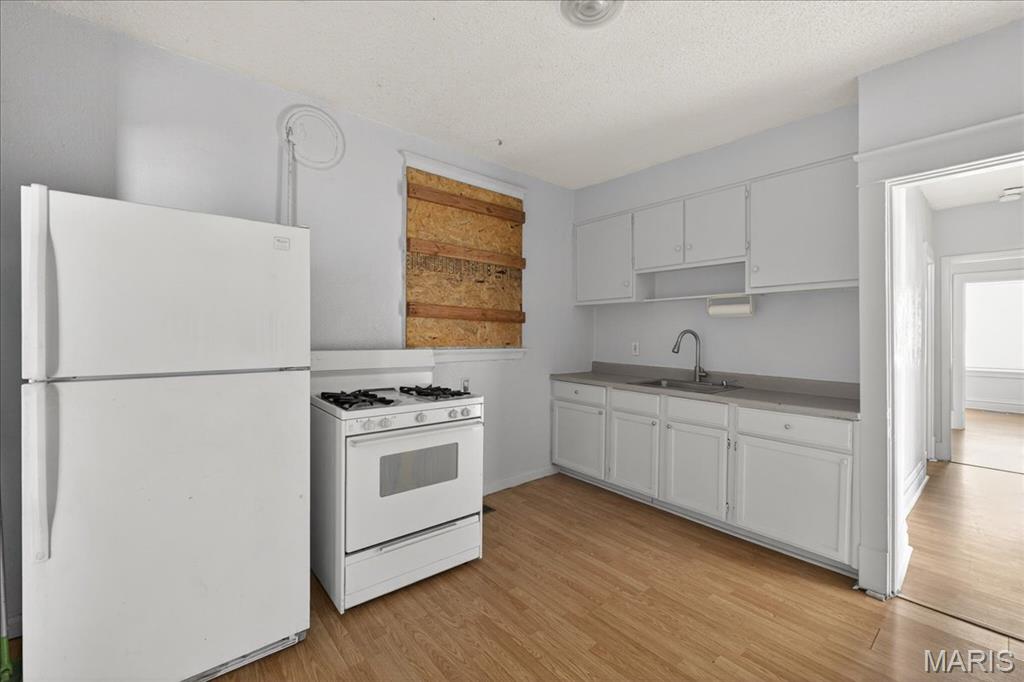 Grand Meramec Park Add - Commercial Sale