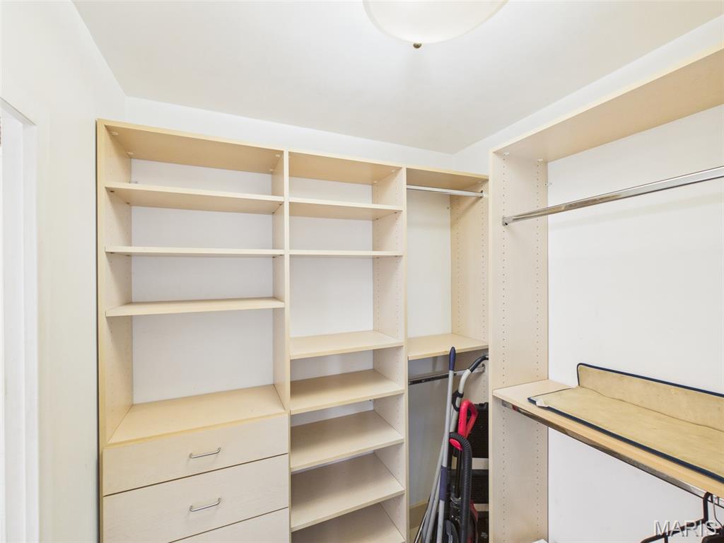 Blu Condos - Residential Lease