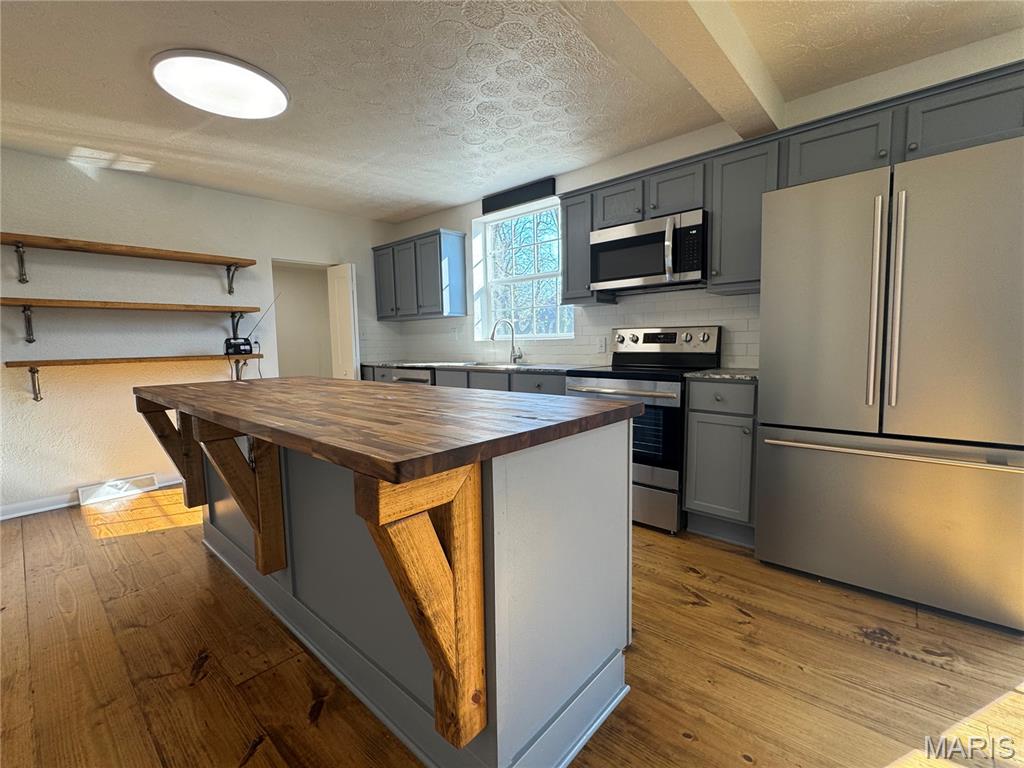 Traw Burhans Add - Residential