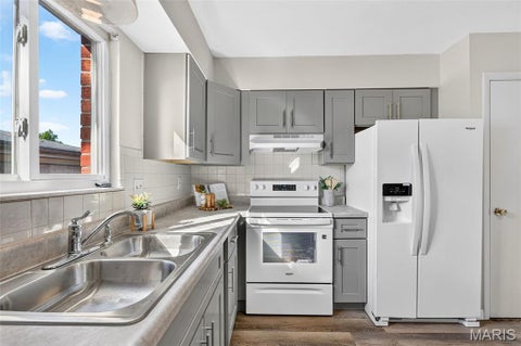 Tiny photo for 10031 Willdan Drive, St Louis, MO 63123 (MLS # 26059028)