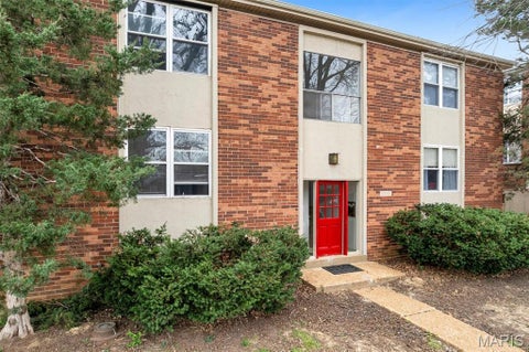 Photo of 10031 Willdan Drive, St Louis, MO 63123 (MLS # 26059028)