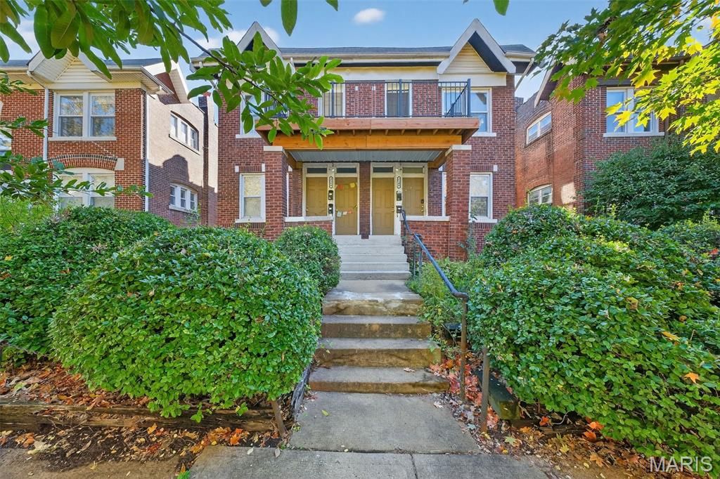 Photo of 2104 Portis Avenue, St Louis, MO 63110 (MLS # 25073169)
