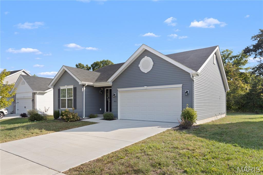 5917 Creek Side Place