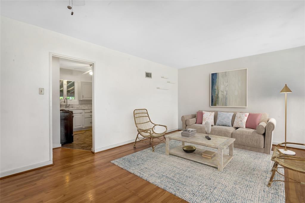 Affton, Missouri 63123, United States, 2 Bedrooms Bedrooms, ,2 BathroomsBathrooms,Residential,Pending,138822