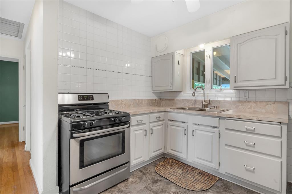 Affton, Missouri 63123, United States, 2 Bedrooms Bedrooms, ,2 BathroomsBathrooms,Residential,Pending,138822