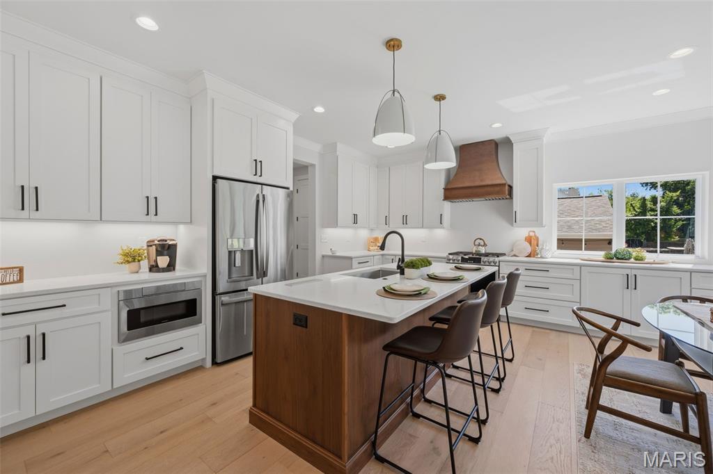 140 W Sarah Avenue
