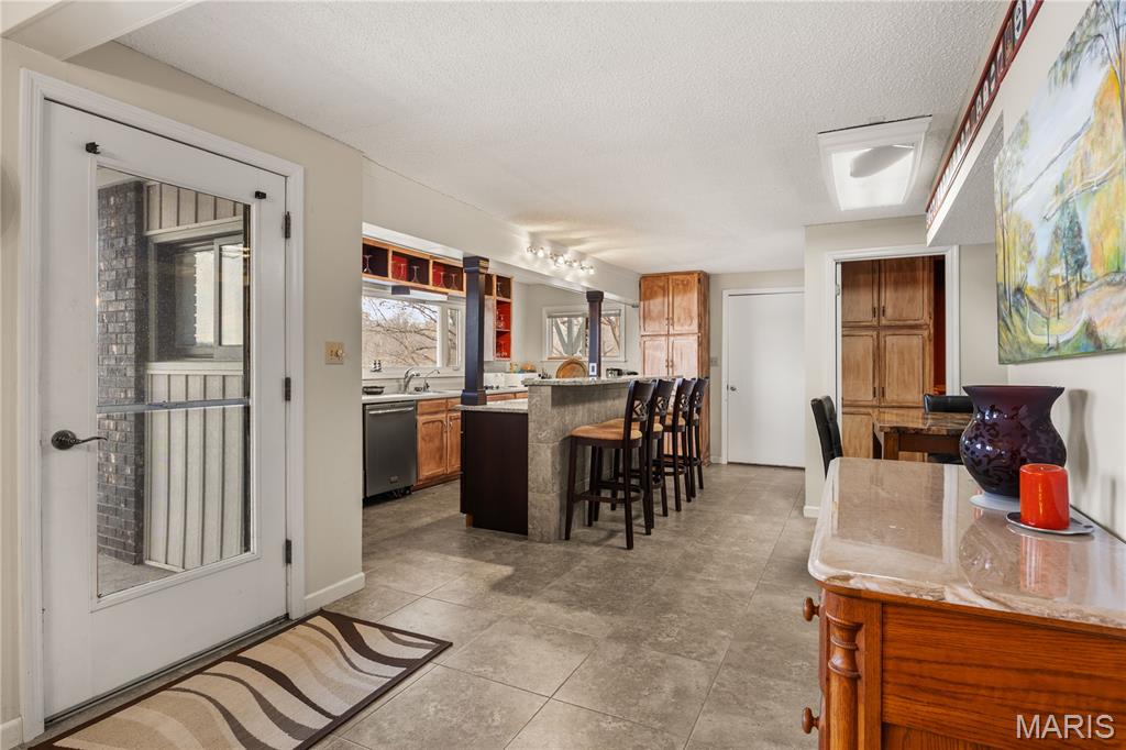 Arrowhead Beach Club Sub - Residential