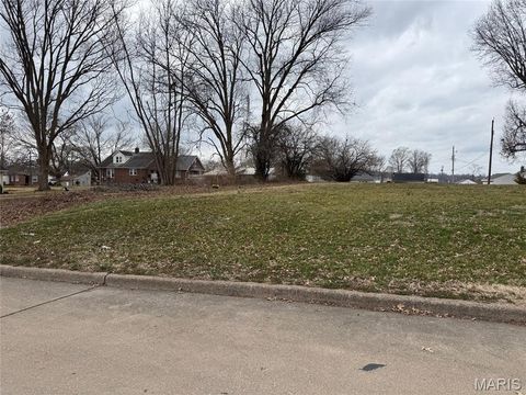 215 Louis Street Cape Girardeau MO 63703