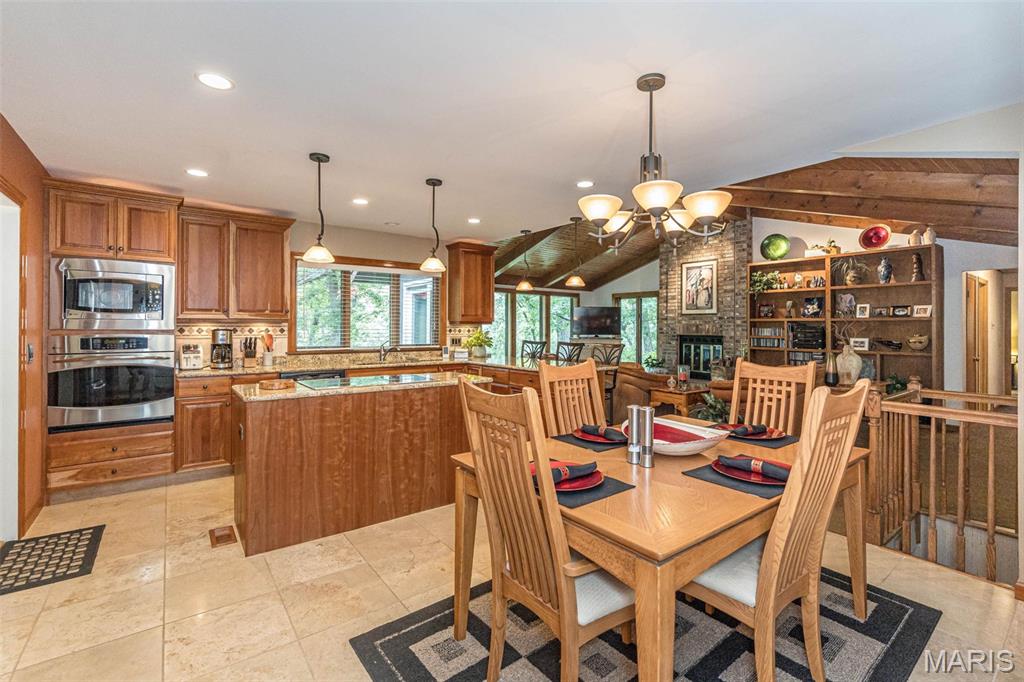 Country Oaks - Residential