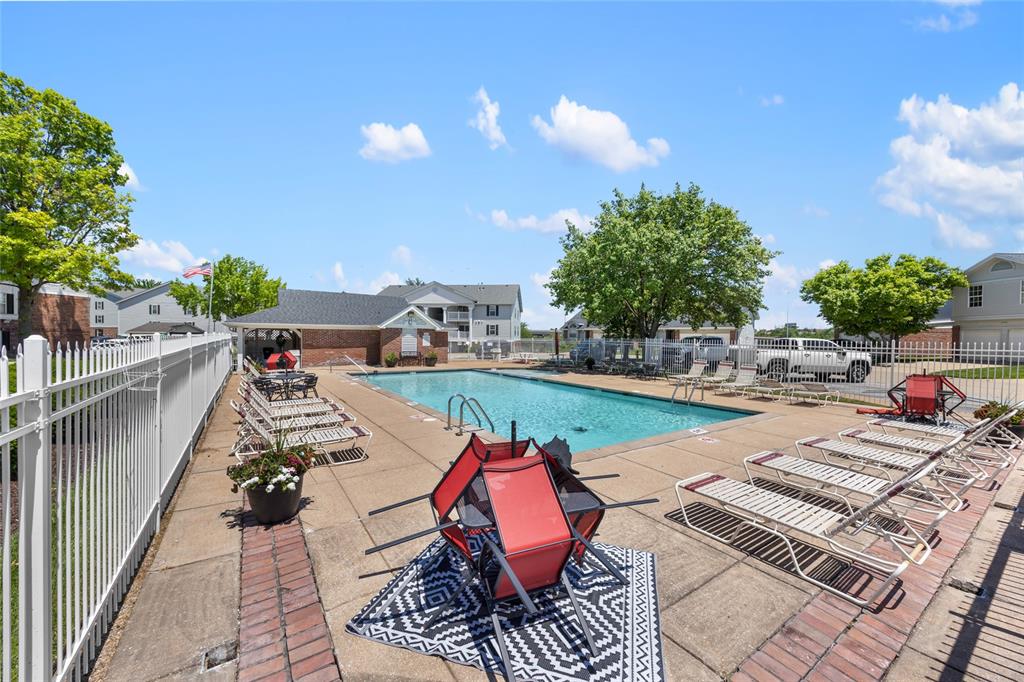 4333 Arrow Tree Drive B