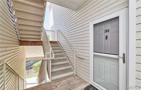 Tiny photo for 37 Kassebaum Lane #203, St Louis, MO 63129 (MLS # 26008787)